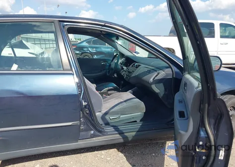 2000 Honda Accord 2.3 Lx from USA, damaged, VIN JHMCG5645YC009737